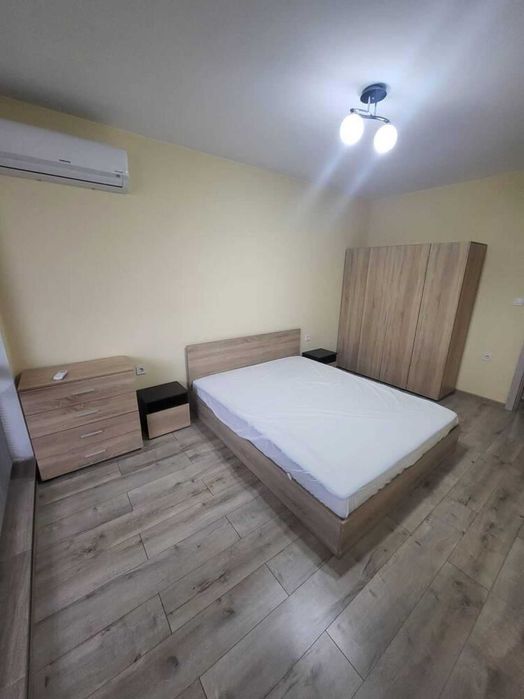 Тристаен Апартамент в Съдийски