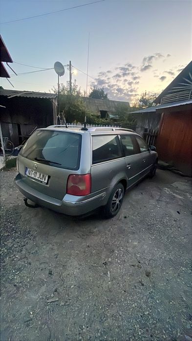 Vând 2 passaturi 1.9 TDI/ Și Ford tranzit