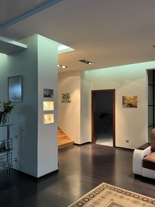 Продам 2 дома на одном участке