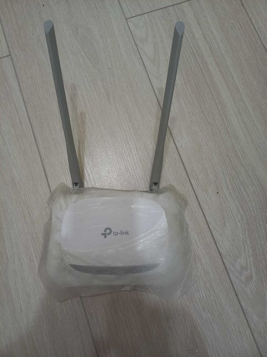 Wi-Fi роутер б/у в отличном состоянии