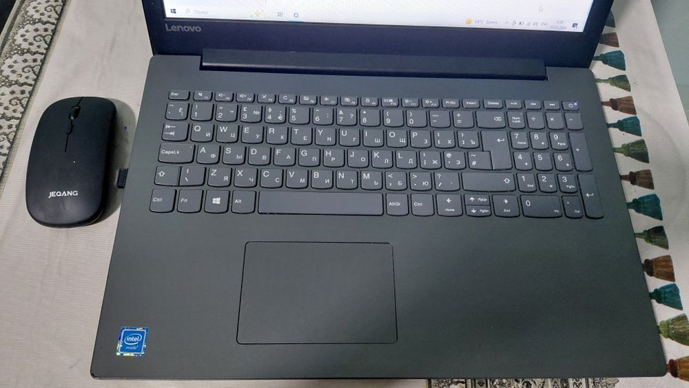 Lenavo ideapad 330-15IGm officni