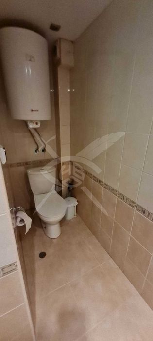 Дава се под наем Едностаен апартамент в Варна, Окръжна болница - 20 кв.м за 300 € - Снимка #3