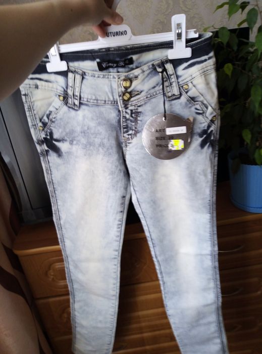 Женская одежда(смотрите фото)