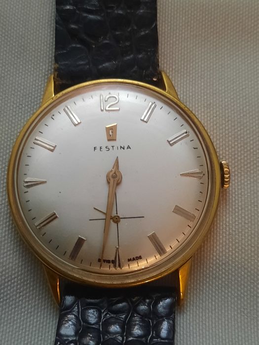 Ceasuri functionale de la 150 lei