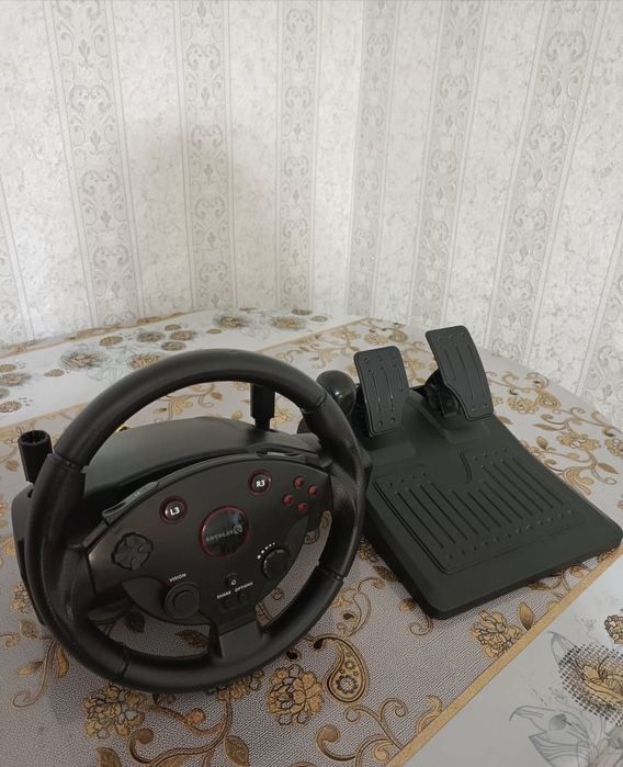 Продам игровой руль