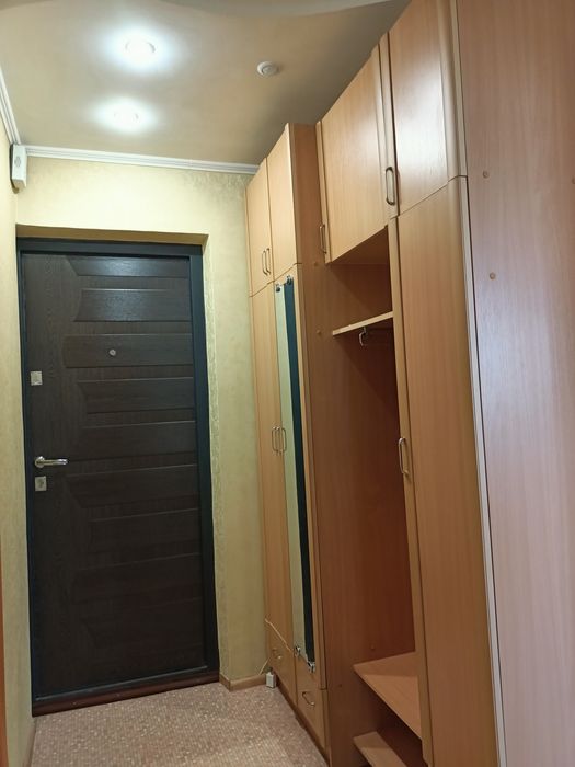 1 комн улучшенной по.4 этаж