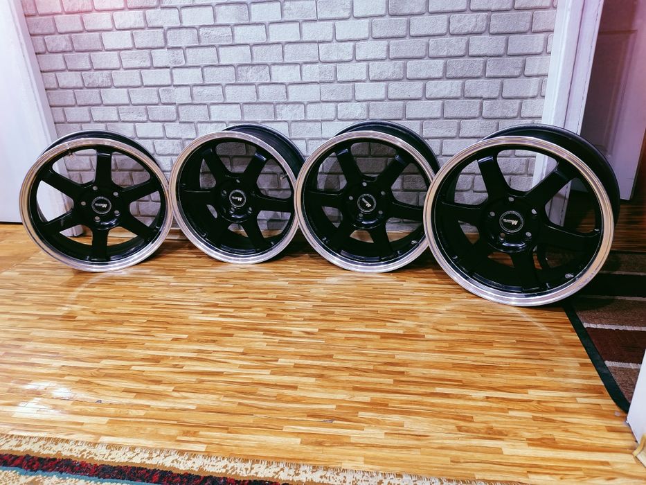 Продам комплект дисков