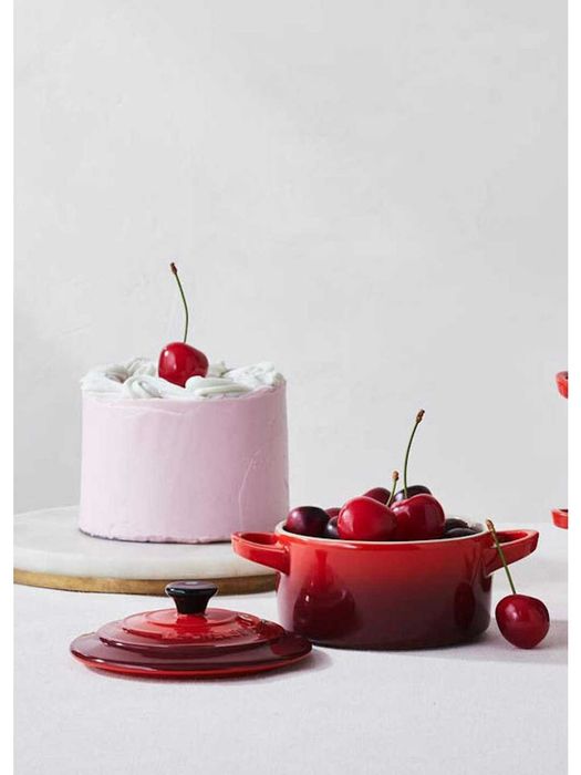 LE CREUSET – премиум чугунени съдове за готвене