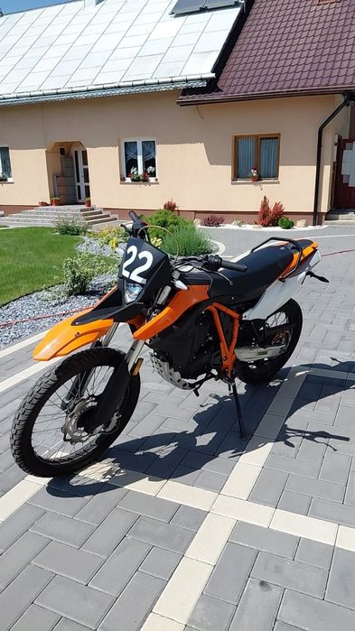 Motocicleta de 125 din 2020