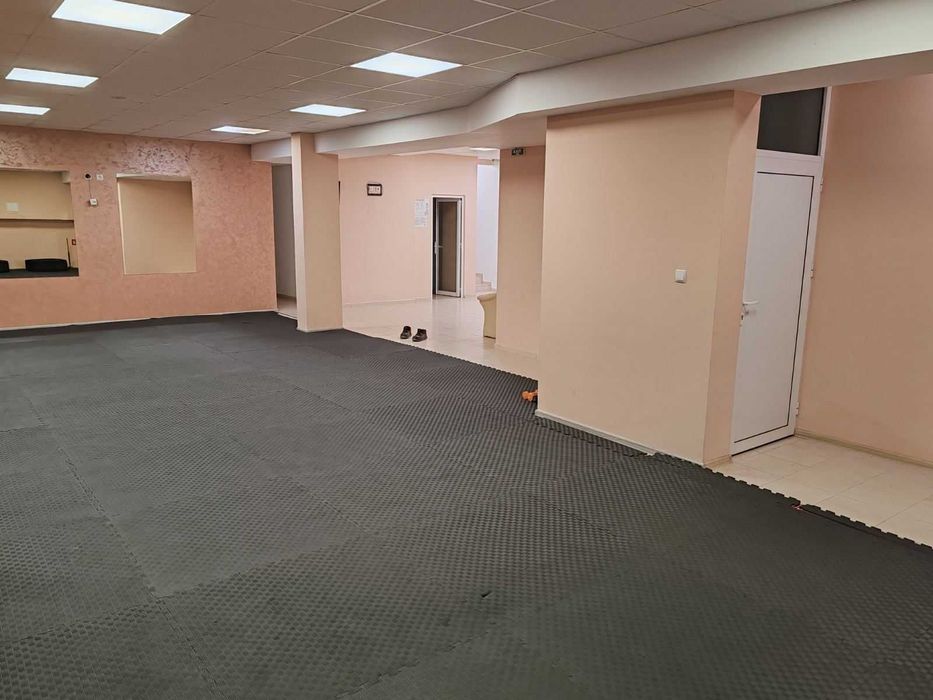 ТО-88-Продава се търговски обект в центъра.