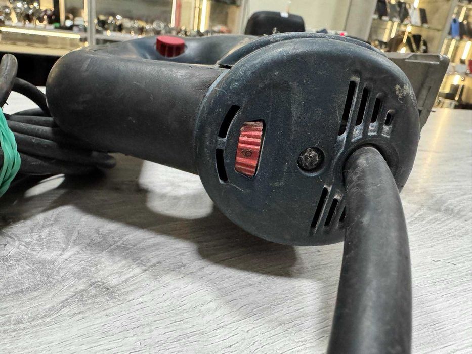 Bosch GST 120 BE 650W  прободен трион – с куфар