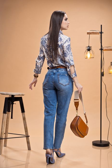 Дънки и блуза Lucy fashion