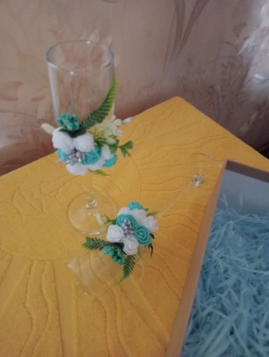 Продаются фужеры.