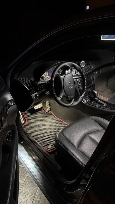 W211 Mercedes benz 3.7