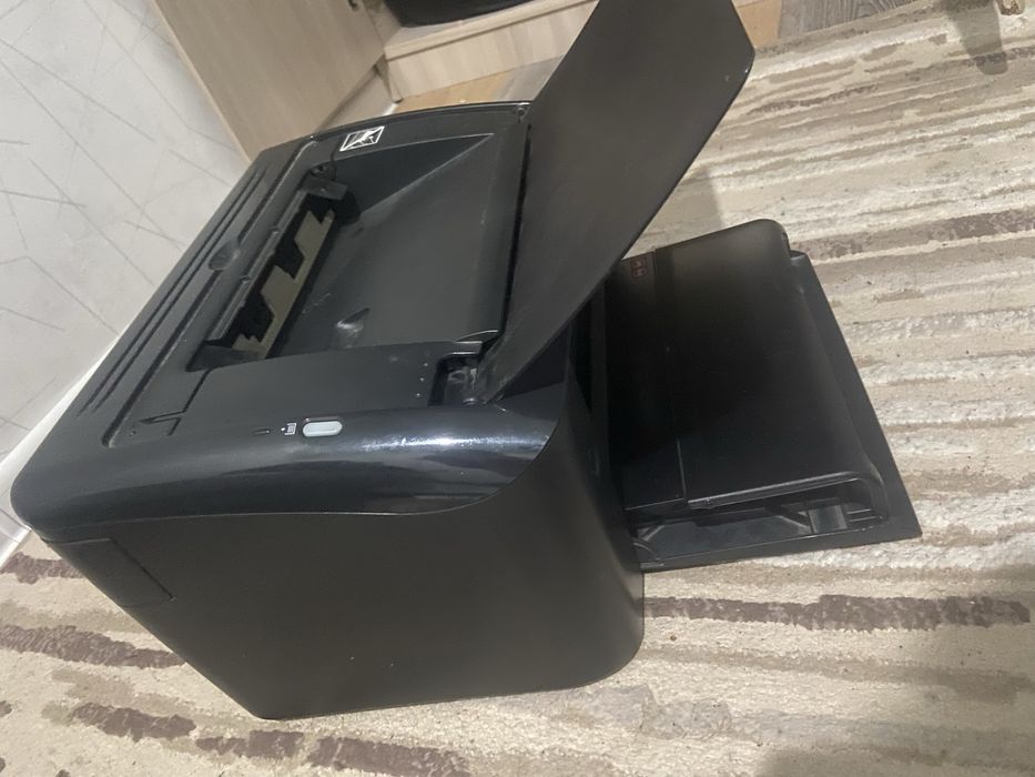 Продам принтер canon i-sensys LBP3010B