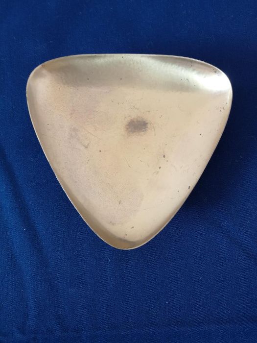 месингова купичка с 3 крачета