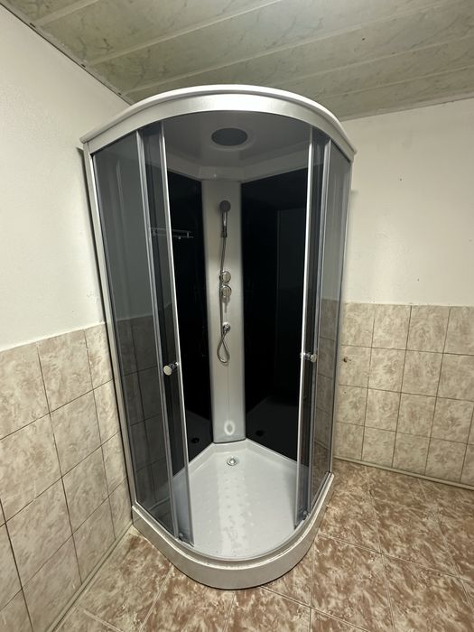Душывая кабина новая