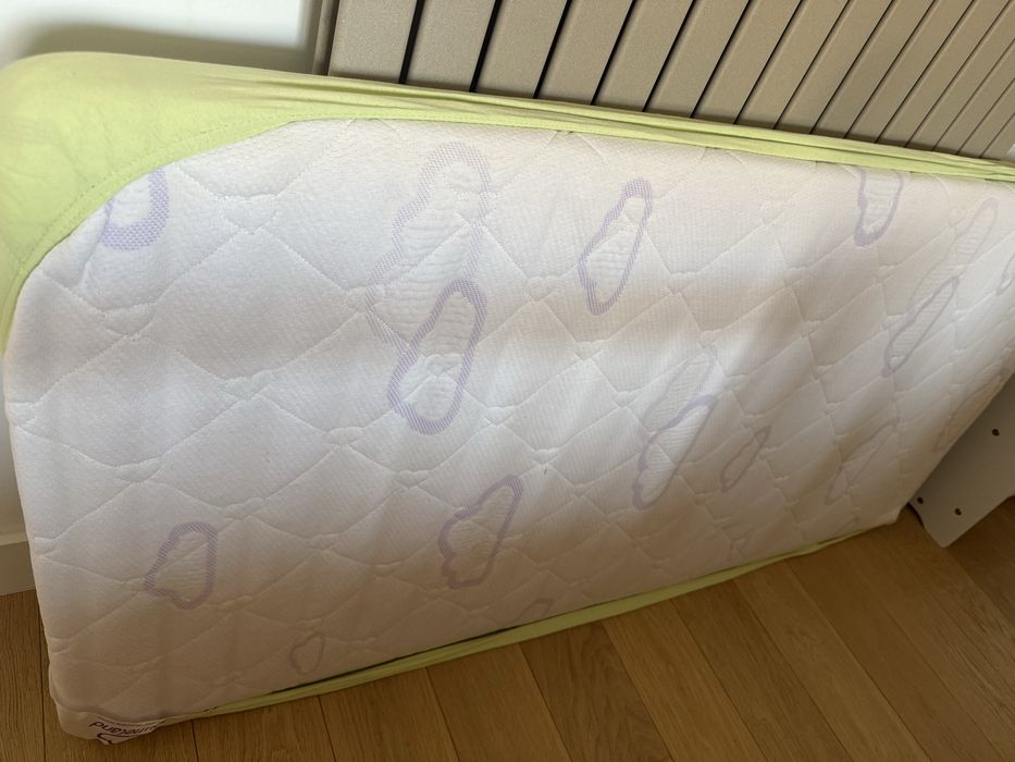 Vand patut bebe cu saltea cocos si premergator