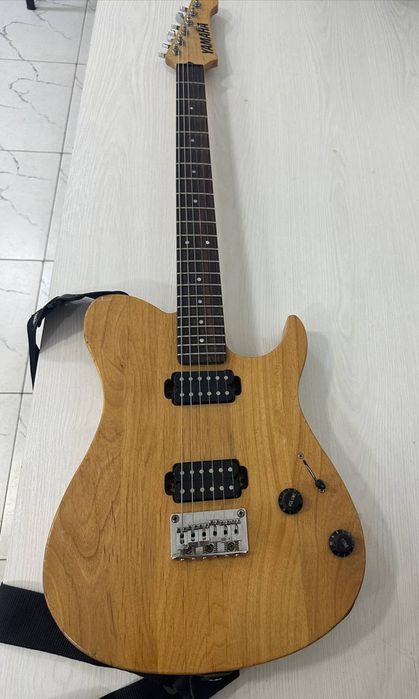 Электрогитара YAMAHA