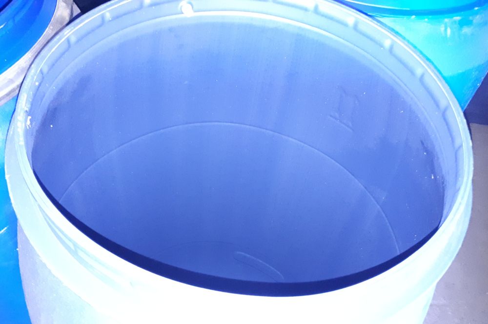 Бочки 160 л,  с крышкой