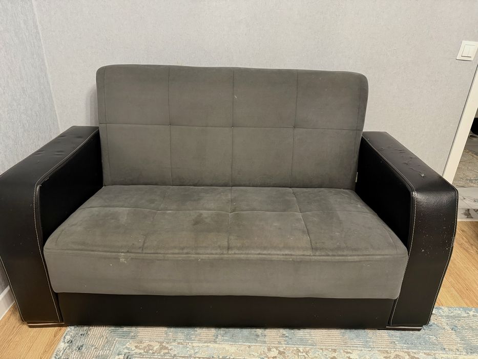 Продам б/у диван