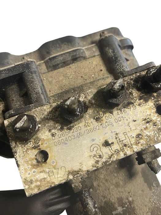 Pompa Abs Mercedes-Benz Sprinter 3-T Box 906 2006 -> A0014467989 02652