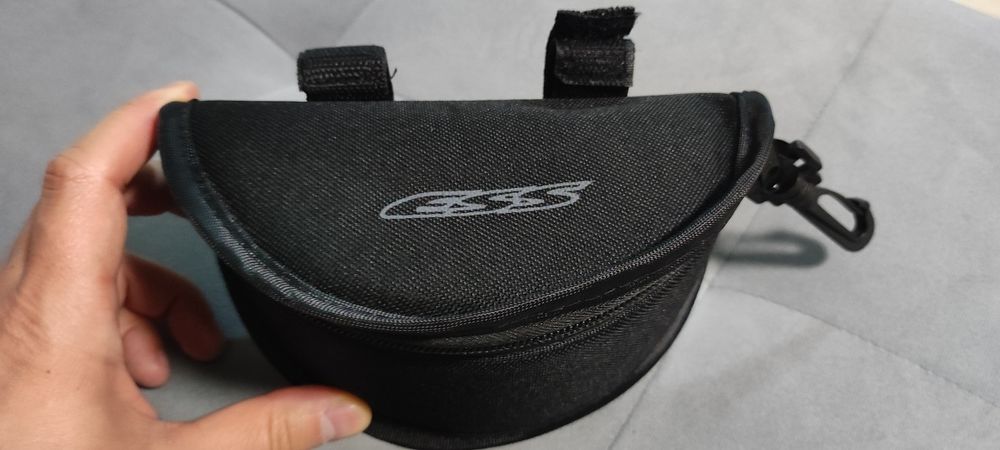 ESS Ice очки новые