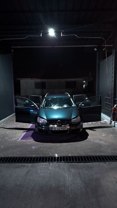 Volkswagen Golf 5 (vw)