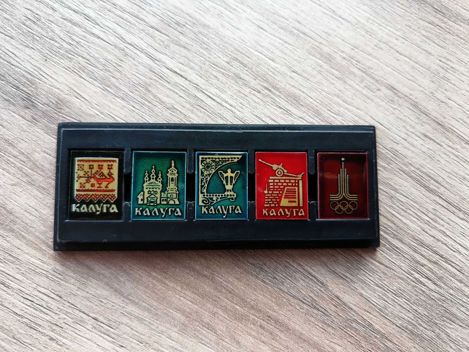 Колекции от значки Могилев и Калуга