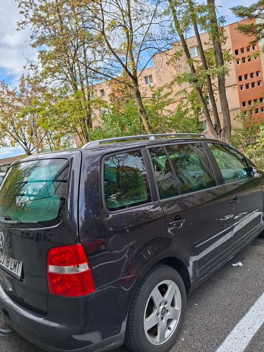 VOLKSWAGEN Touran 2006 — imagine 3