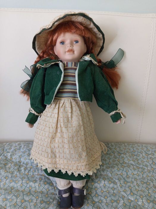 Кукли с порцеланови глави