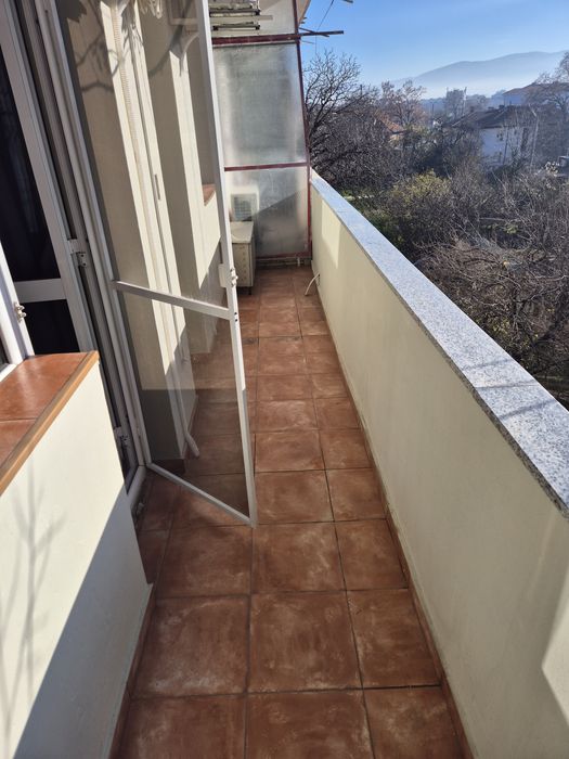 Дава се под наем Четиристаен апартамент в Пловдив, Централна гара - 98 кв.м за 612 € - Снимка #9