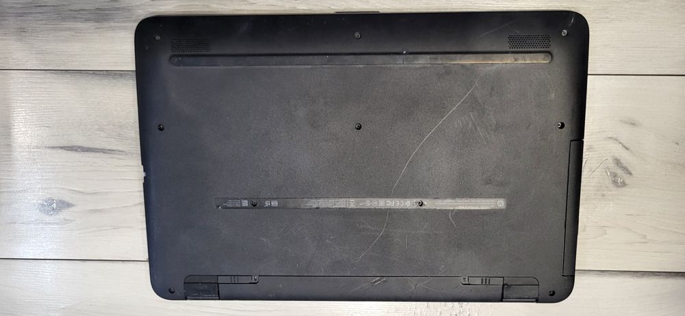 Hp 17-i3 5005u/8гб/128гб ссд