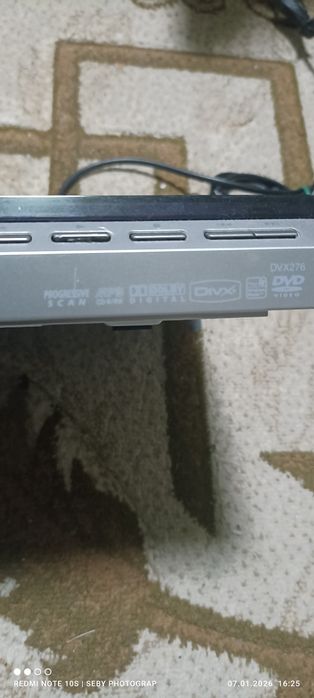 Vând DVD player functional