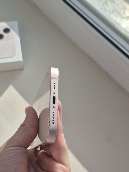 Продам iPhone 13 Акб 88%