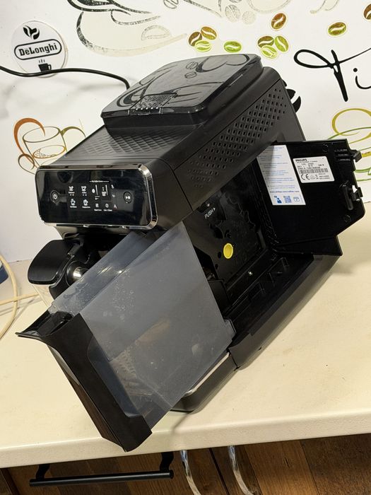 Кафемашина кафе автомат Philips EP2231 с гаранция