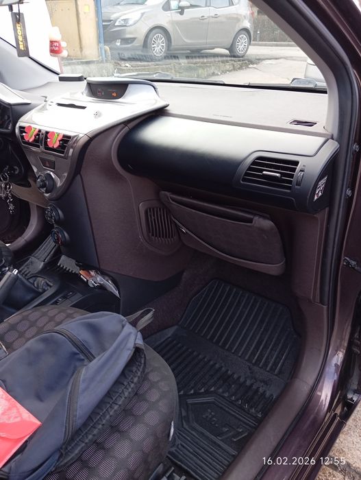 Vând Toyota Iq 2009