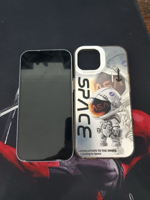 Iphone 15 без царапин без трещин