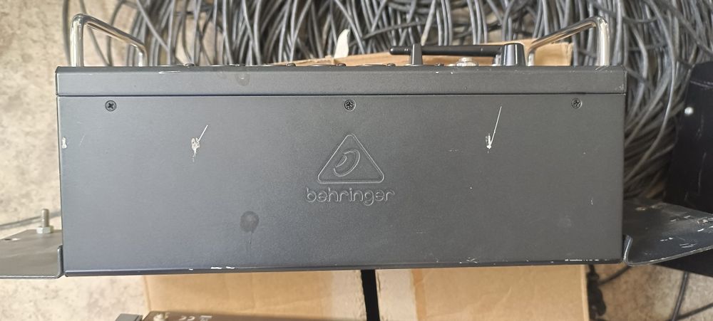 Behringer X AIR XR16