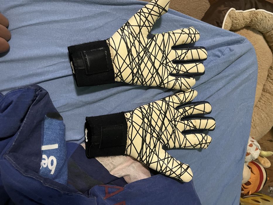 Вратарски ръкавици Uhlsport