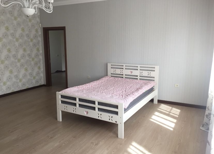 Кровать деревянная 140/200