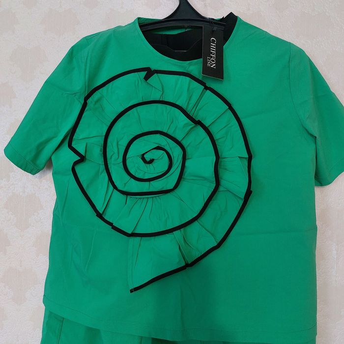 Продам летний костюм