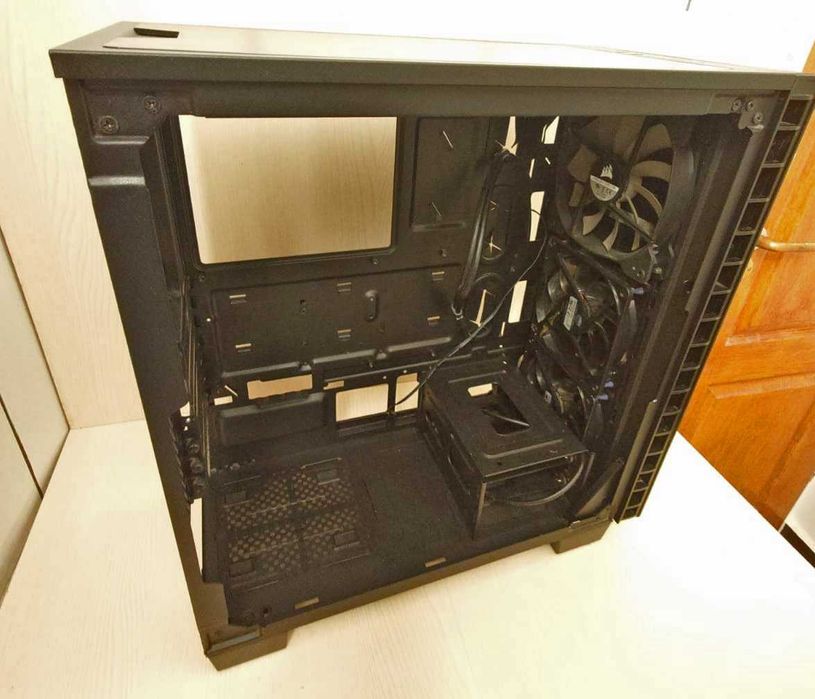 Carcasa PC Corsair Carbide 400Q