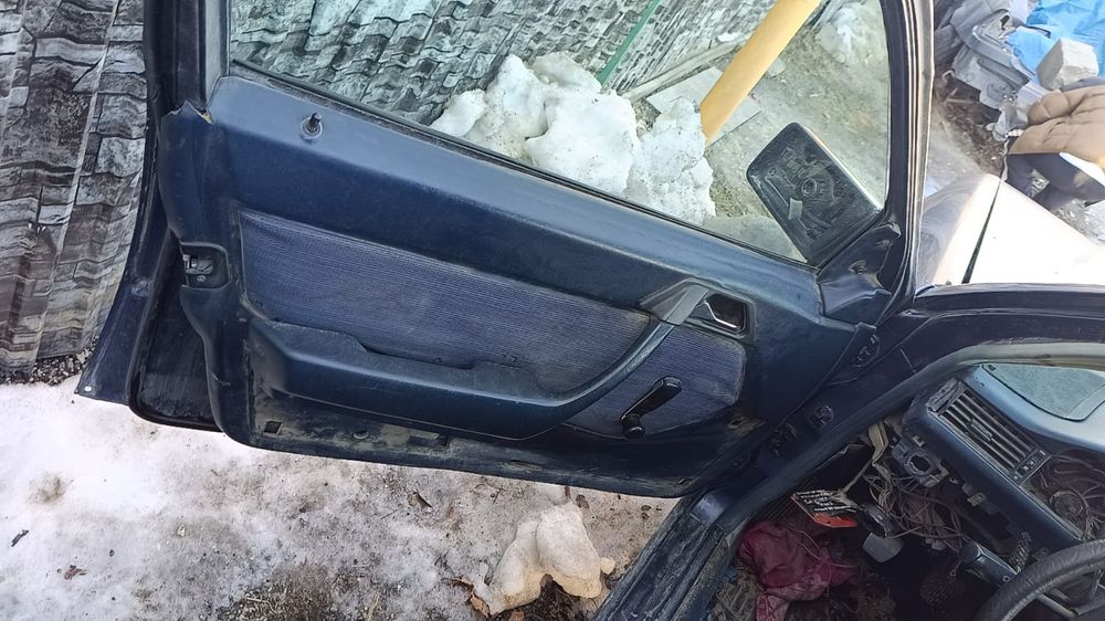 Запчасти на мерседес 124