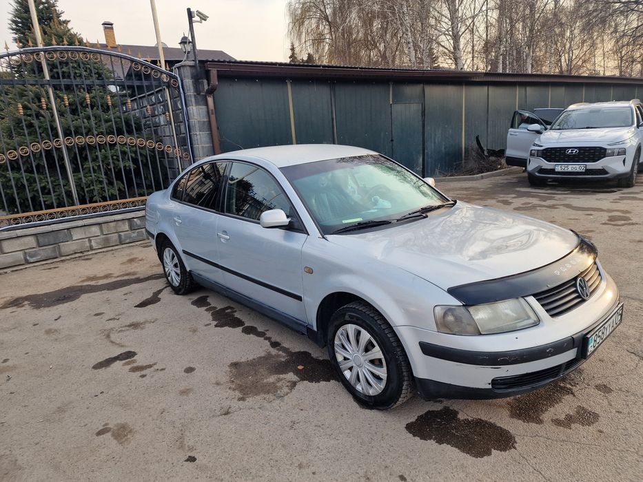 Продам авто Пассат б5 1.6литр автомат