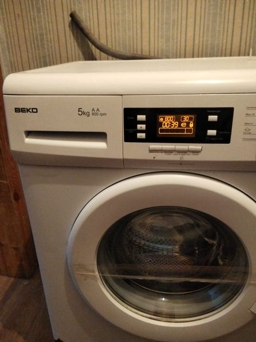 Продам стиральную машину автомат