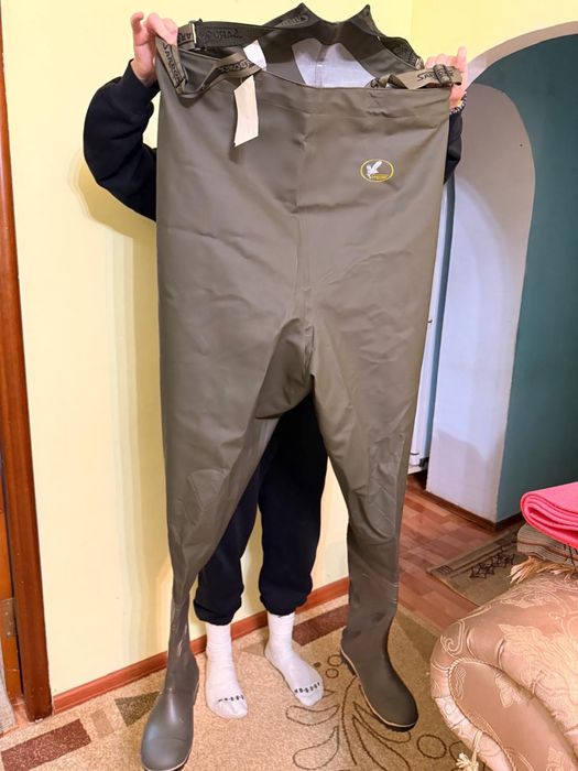 Полукомбинезон, сапоги