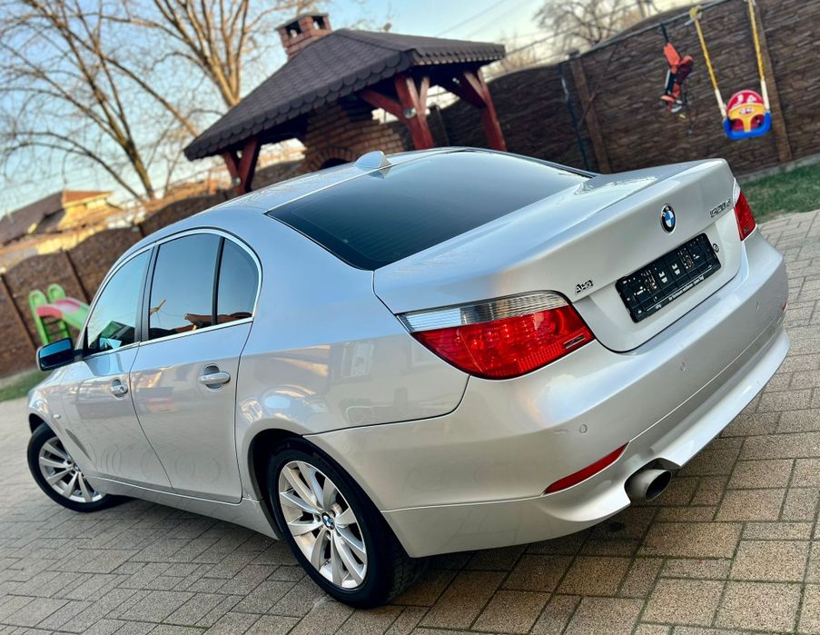 BMW 5 Series 0 — imagine 4
