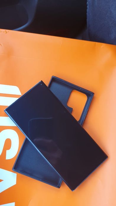 Продам Samsung S23 Ultra