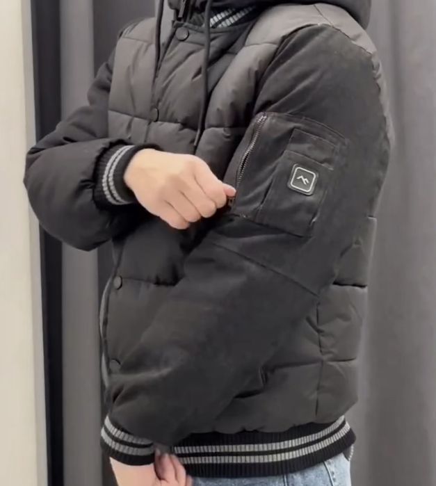 продам куртку бомбер